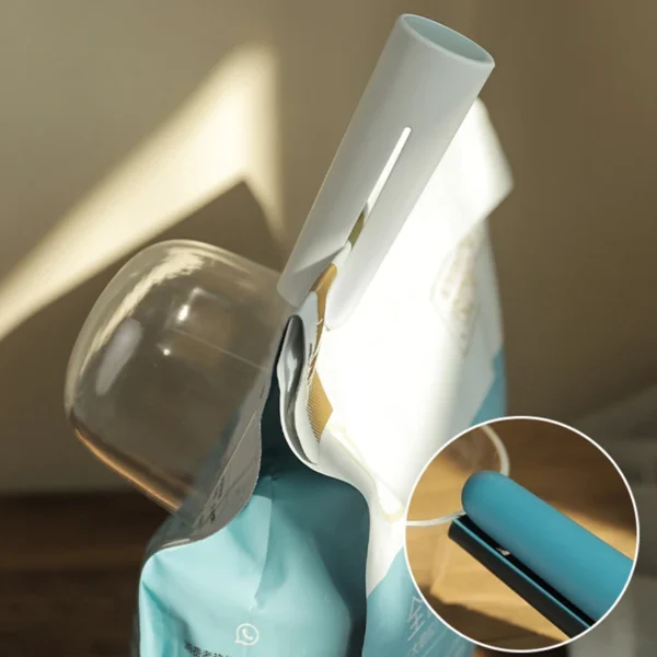 HOOPET 2-in-1 Pet Food Spoon & Bag Clip – Measuring Scoop for Cat & Dog Food, Easy Clean, Curved Design